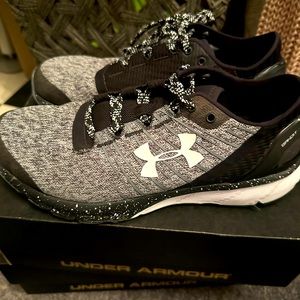 Women’s under armour sneakers
